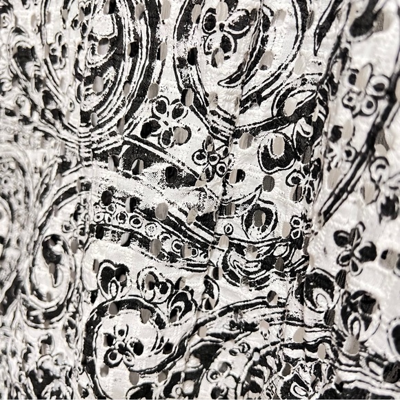 Alberto Makali - Picture 13 of 14